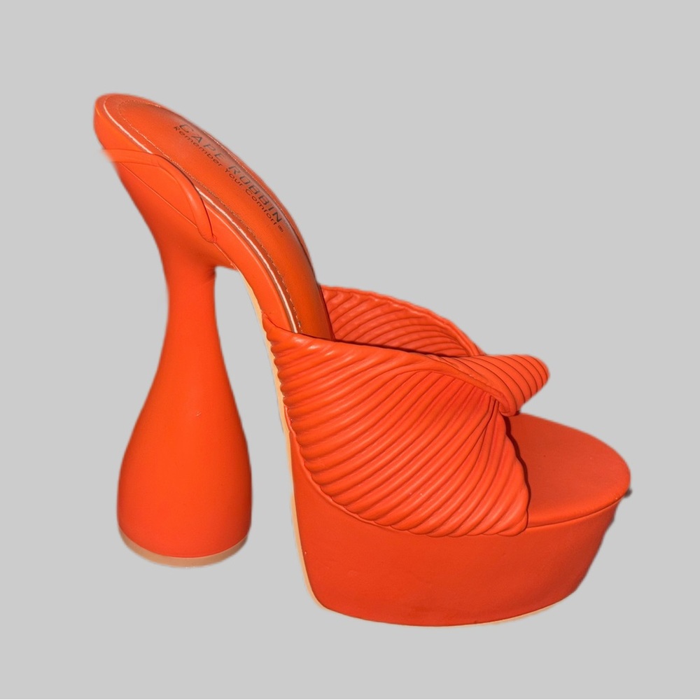 Cape Robbin LIMITED EDITION Women's Platform Heels - Picture 2 of 5